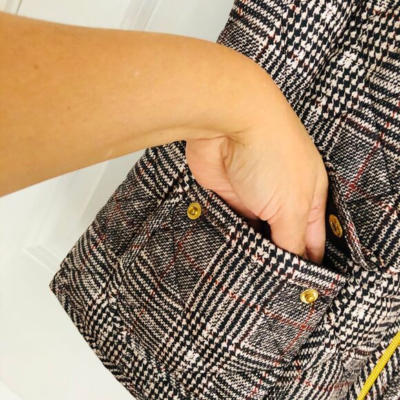 ST. JOHN'S BAY Quality Apparel Women's Vest Paid Size Small 4 pockets Quilter - Picture 7 of 7